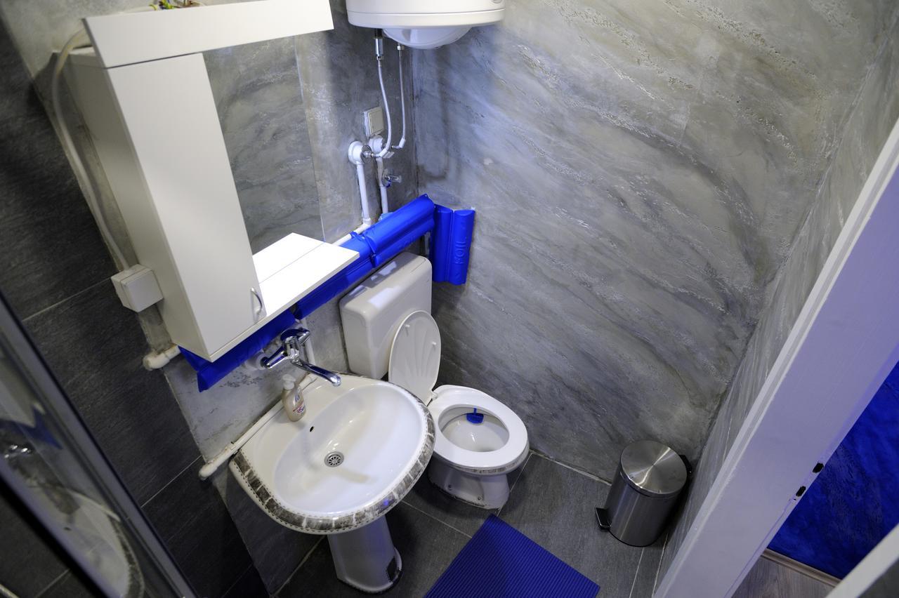 Apartment Rinaldi Lux Belgrado Exterior foto